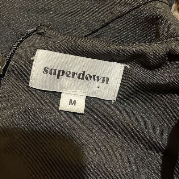 Superdown Revolve Martyna Deep V Black Ruffle Long Sleeve Mini Dress Size Medium - Picture 4 of 11